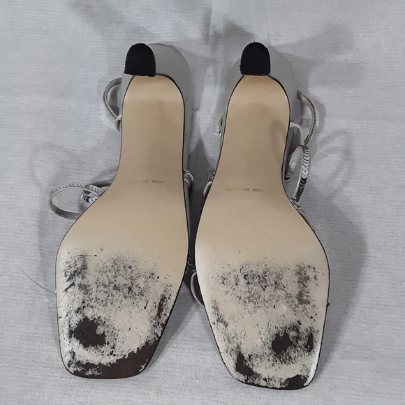 Caparros gray strap heels shoes - Picture 7 of 7